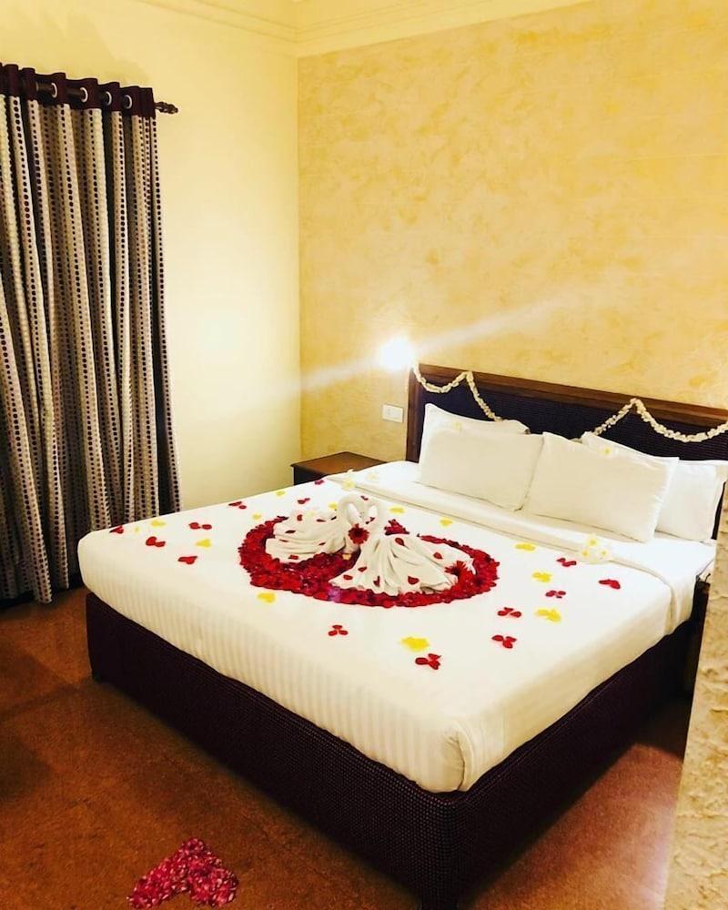 Quality Airport Hotels Nedumbassery Ngoại thất bức ảnh