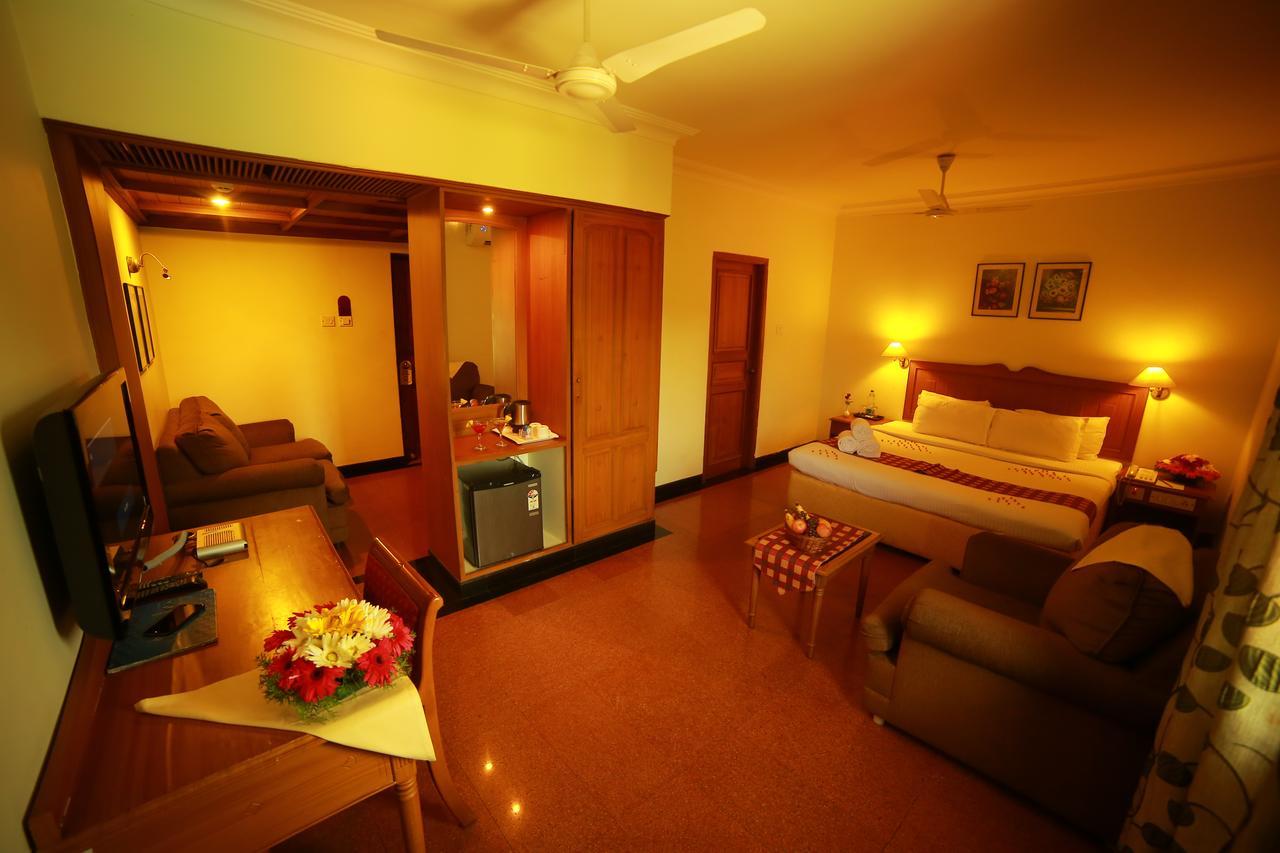 Quality Airport Hotels Nedumbassery Ngoại thất bức ảnh