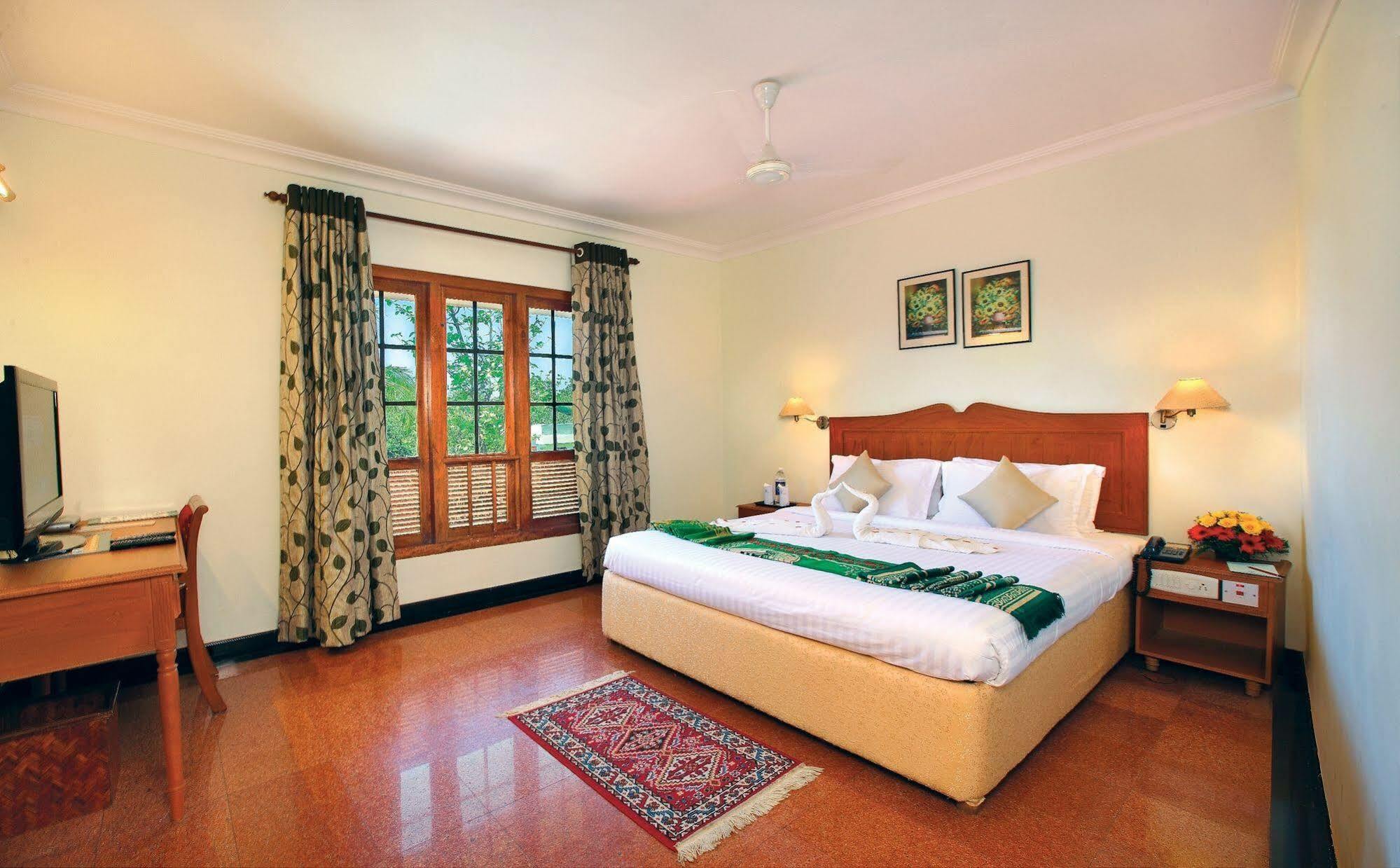 Quality Airport Hotels Nedumbassery Ngoại thất bức ảnh